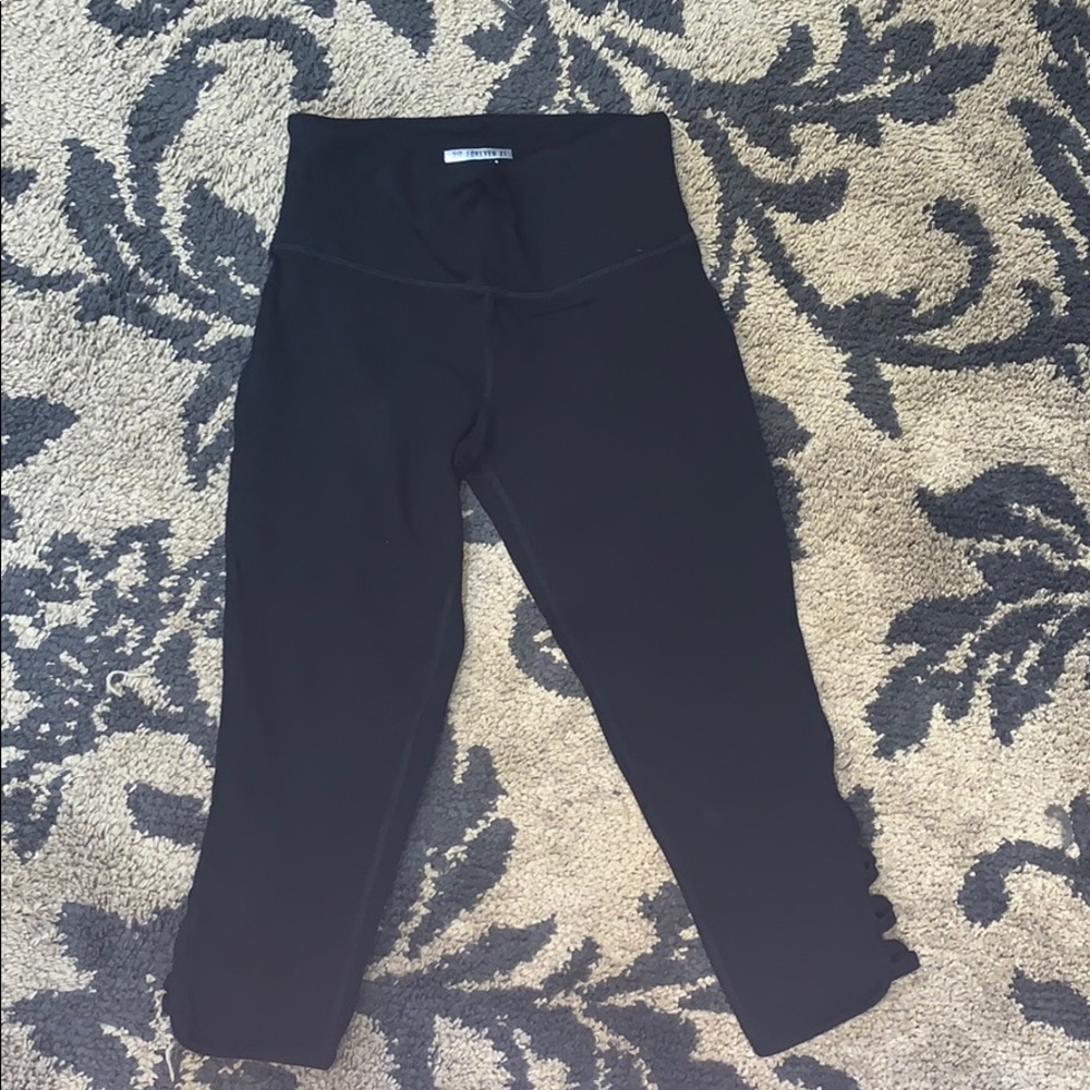 Forever 21 black leggings with side detailing